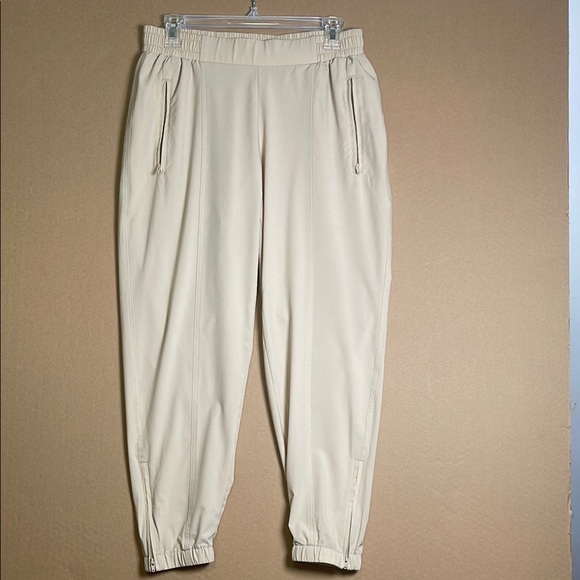 Old Navy Pants - Old Navy Cream Joggers with Tapered Leg Design